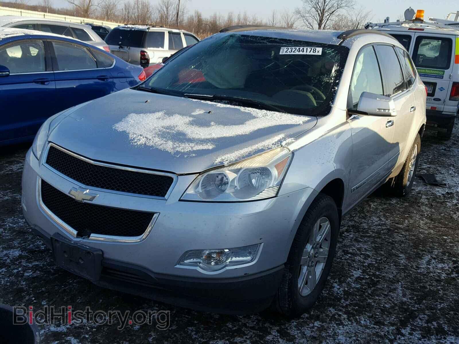2009 CHEVROLET TRAVERSE - VIN: 1GNER23D29S110532 - Фото 2