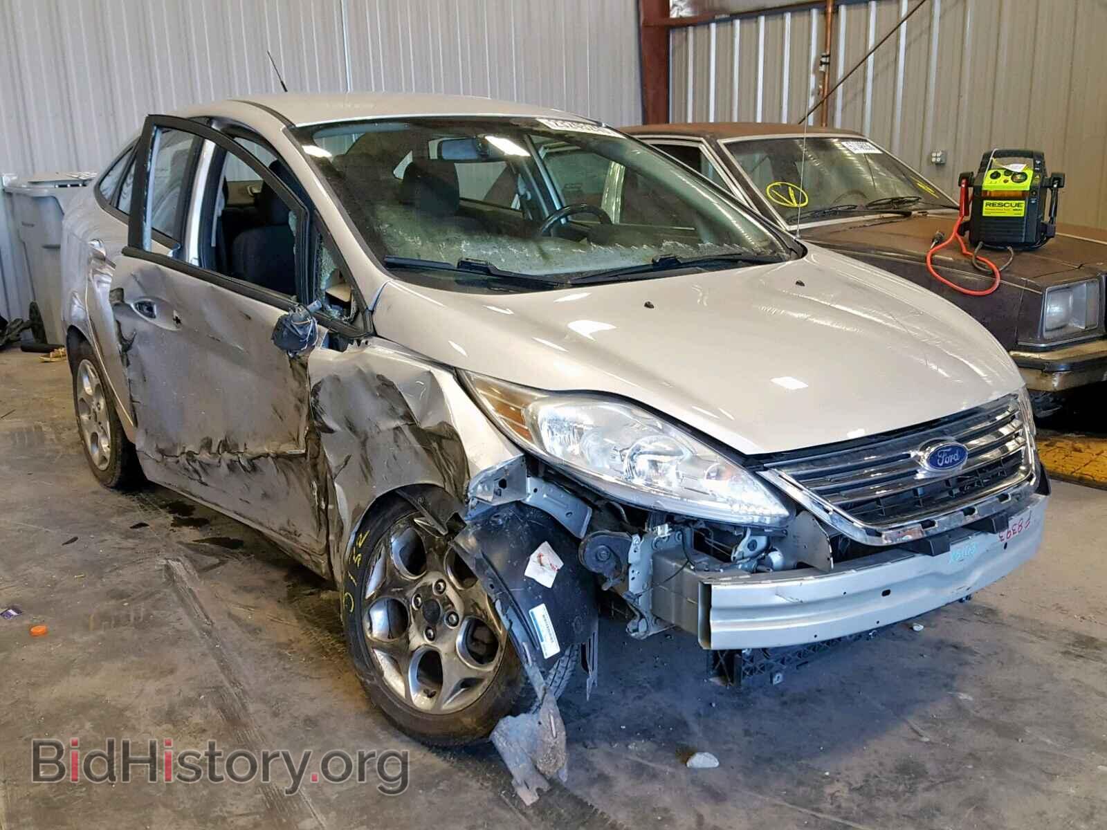 Photo  - FORD FIESTA 2011