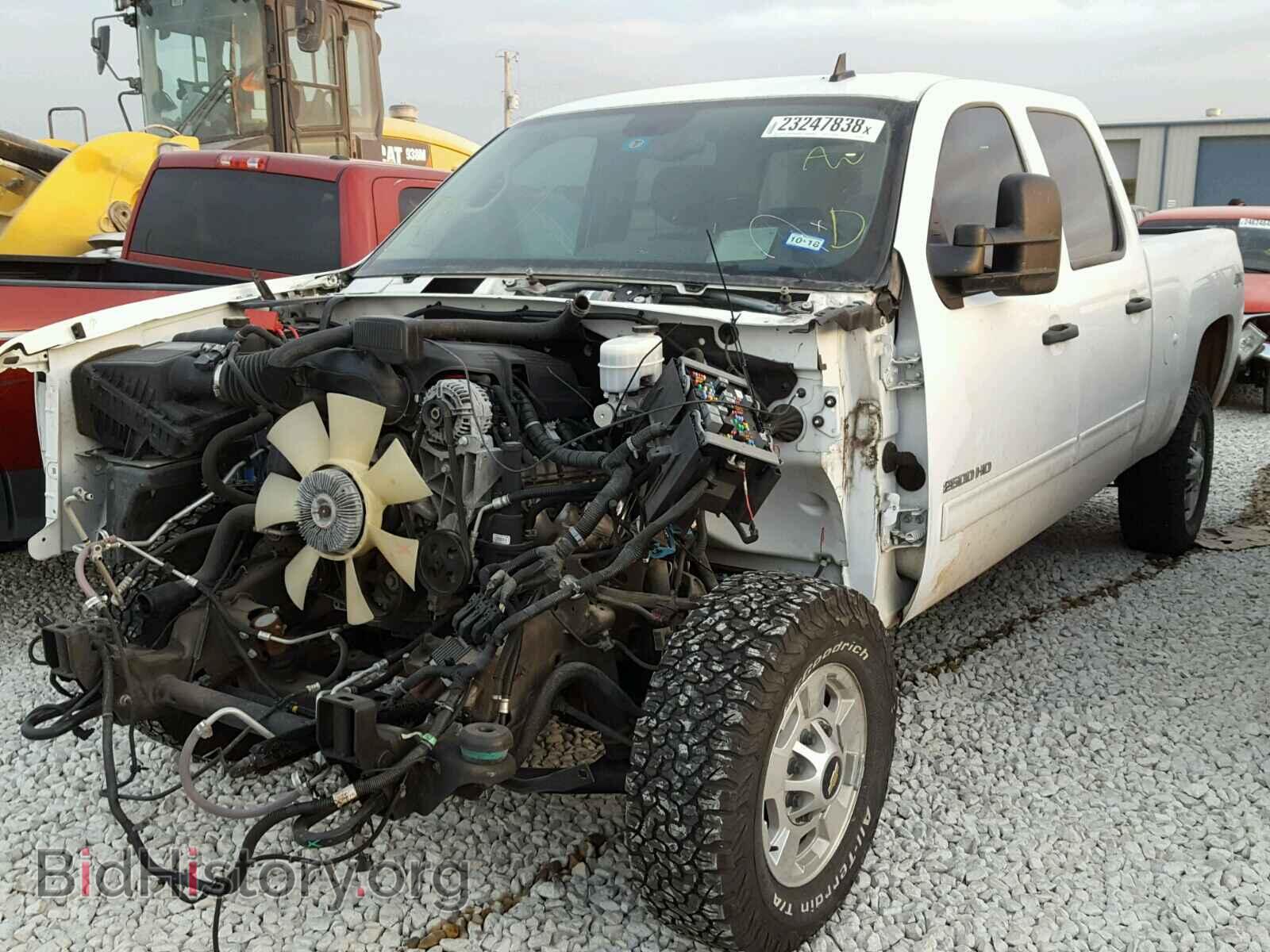 2011 CHEVROLET SILVERADO - VIN: 1GC1KXCG8BF256984 - Фото 2