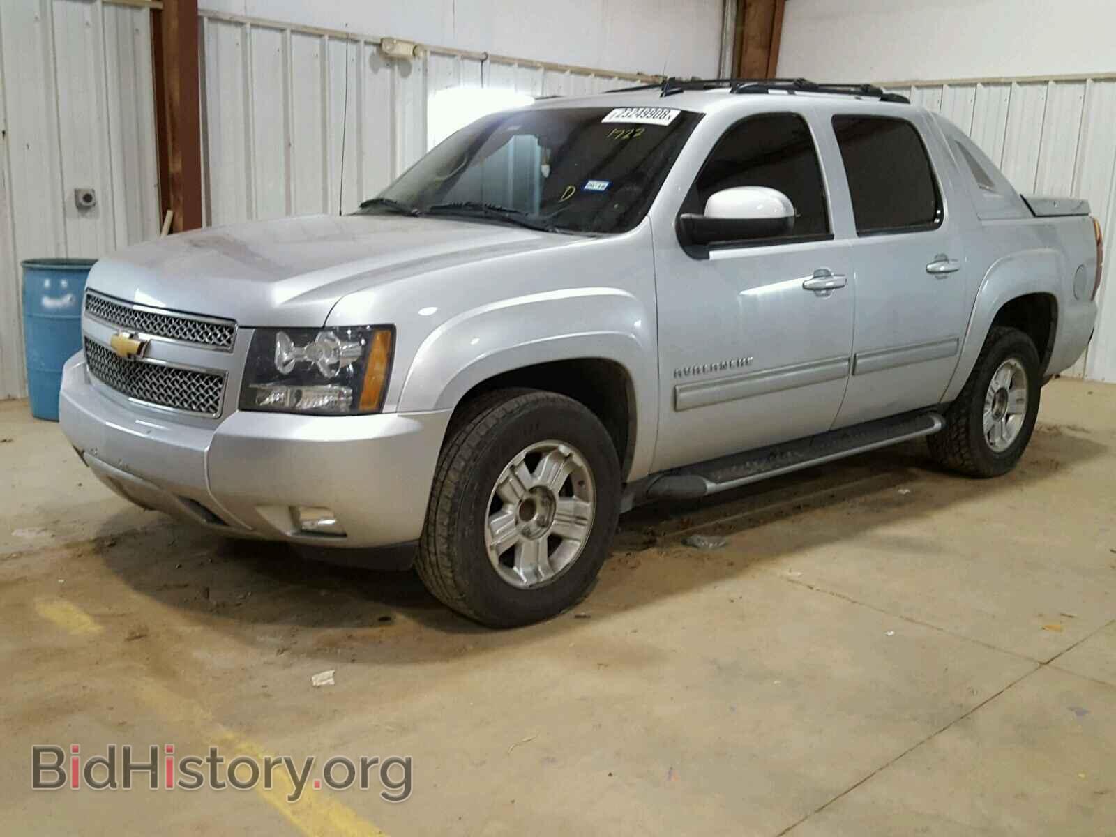 2012 CHEVROLET AVALANCHE - VIN: 3GNMCFE01CG141722 - Фото 2