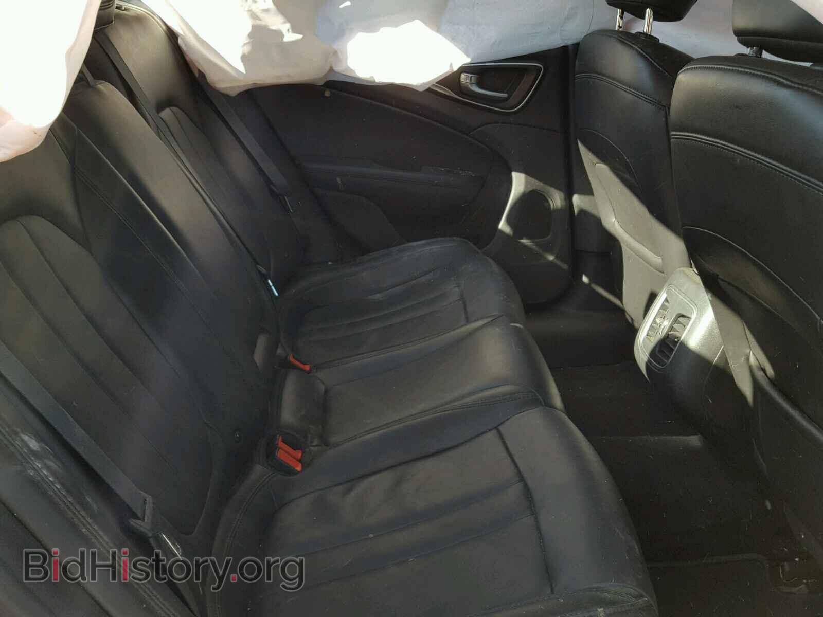 2016 CHRYSLER 200 - VIN: 1C3CCCABXGN180174 - Photo 4