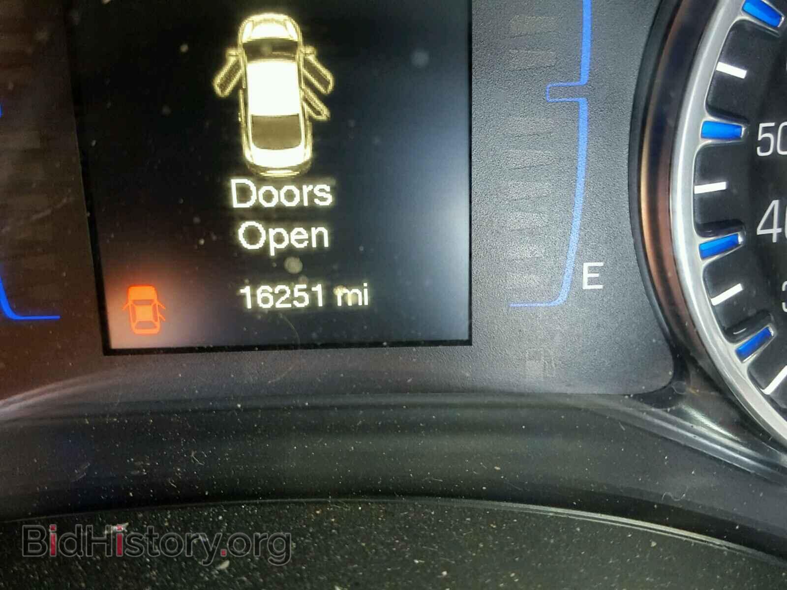 2016 CHRYSLER 200 - VIN: 1C3CCCABXGN180174 - Photo 6