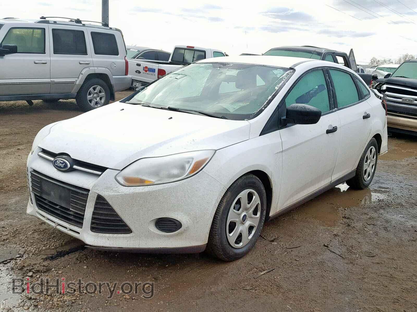 2013 FORD FOCUS - VIN: 1FADP3E22DL334713 - Фото 2