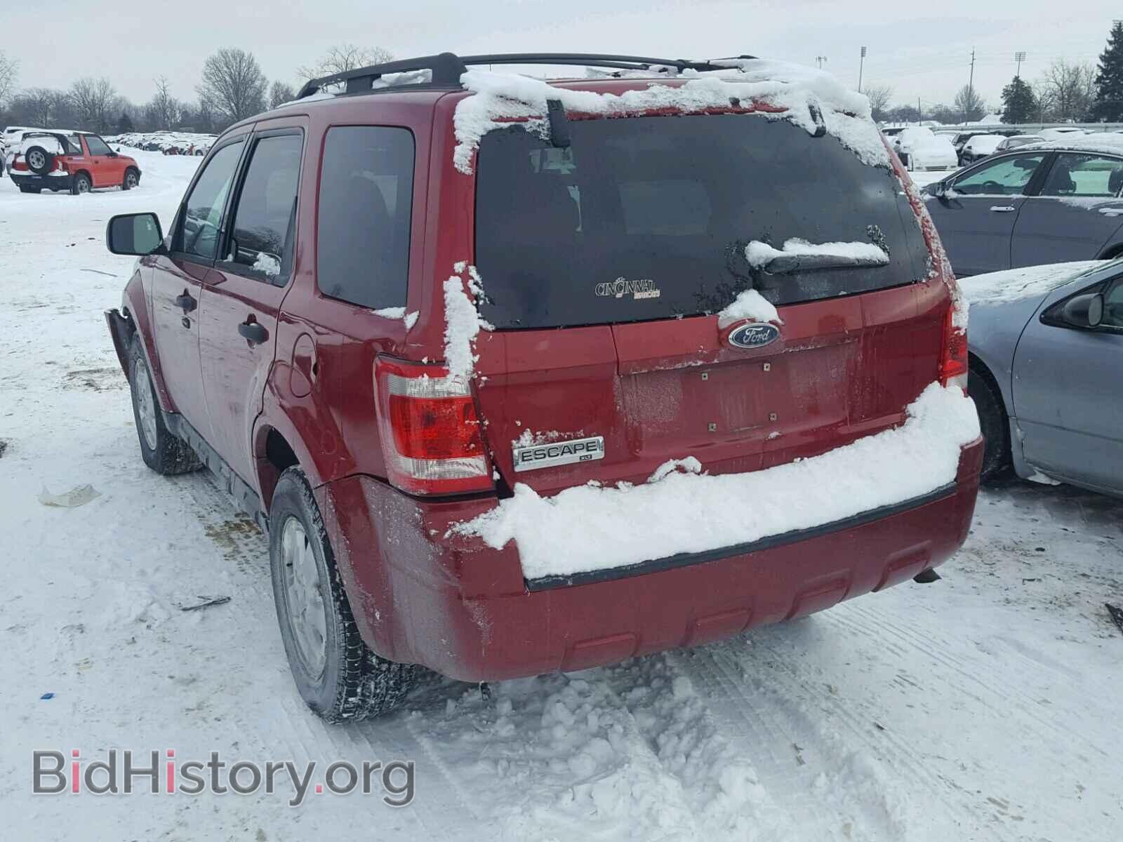 2009 FORD ESCAPE - VIN: 1FMCU03719KB26410 - Фото 3