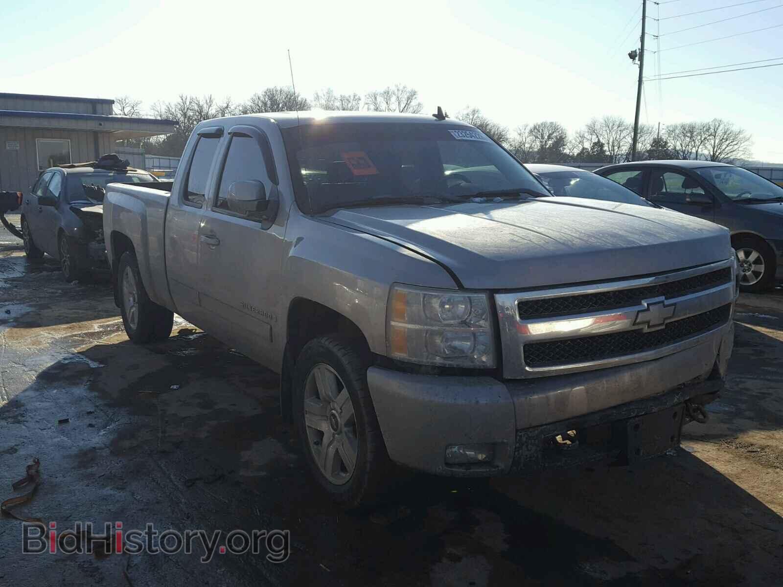 Photo 1GCEC19J08Z264017 - CHEVROLET SILVERADO 2008