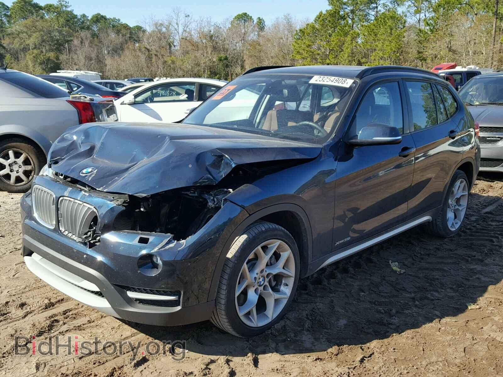 2013 BMW X1 - VIN: WBAVM5C55DVL63754 - Фото 2