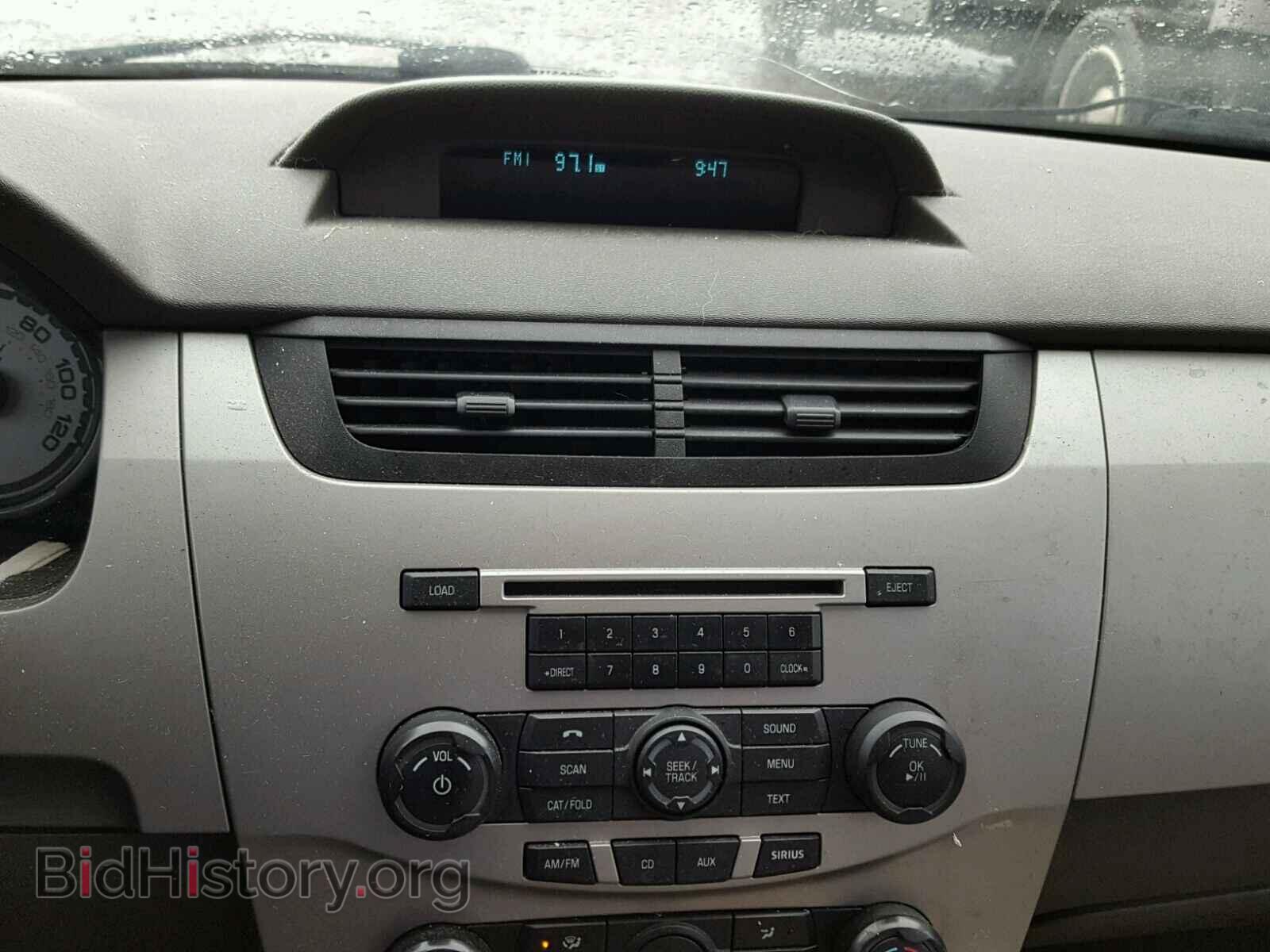 2008 FORD FOCUS - VIN: 1FAHP35N98W207988 - Фото 9