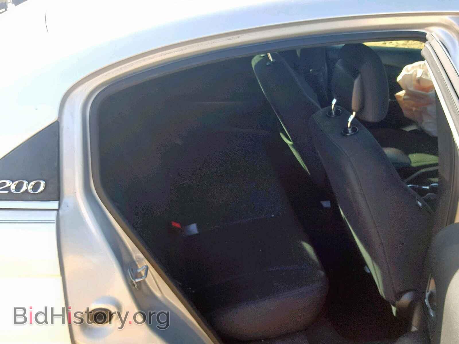 2012 CHRYSLER 200 - VIN: 1C3CCBAB7CN130269 - Фото 6