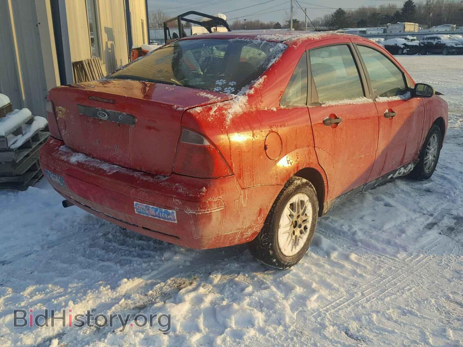 2007 FORD FOCUS - VIN: 1FAHP34N57W243502 - Фото 4