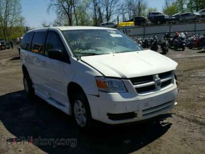 2010 Dodge CARAVAN Grand Cara, белый — VIN 2D4RN4DE3AR445347, Copart