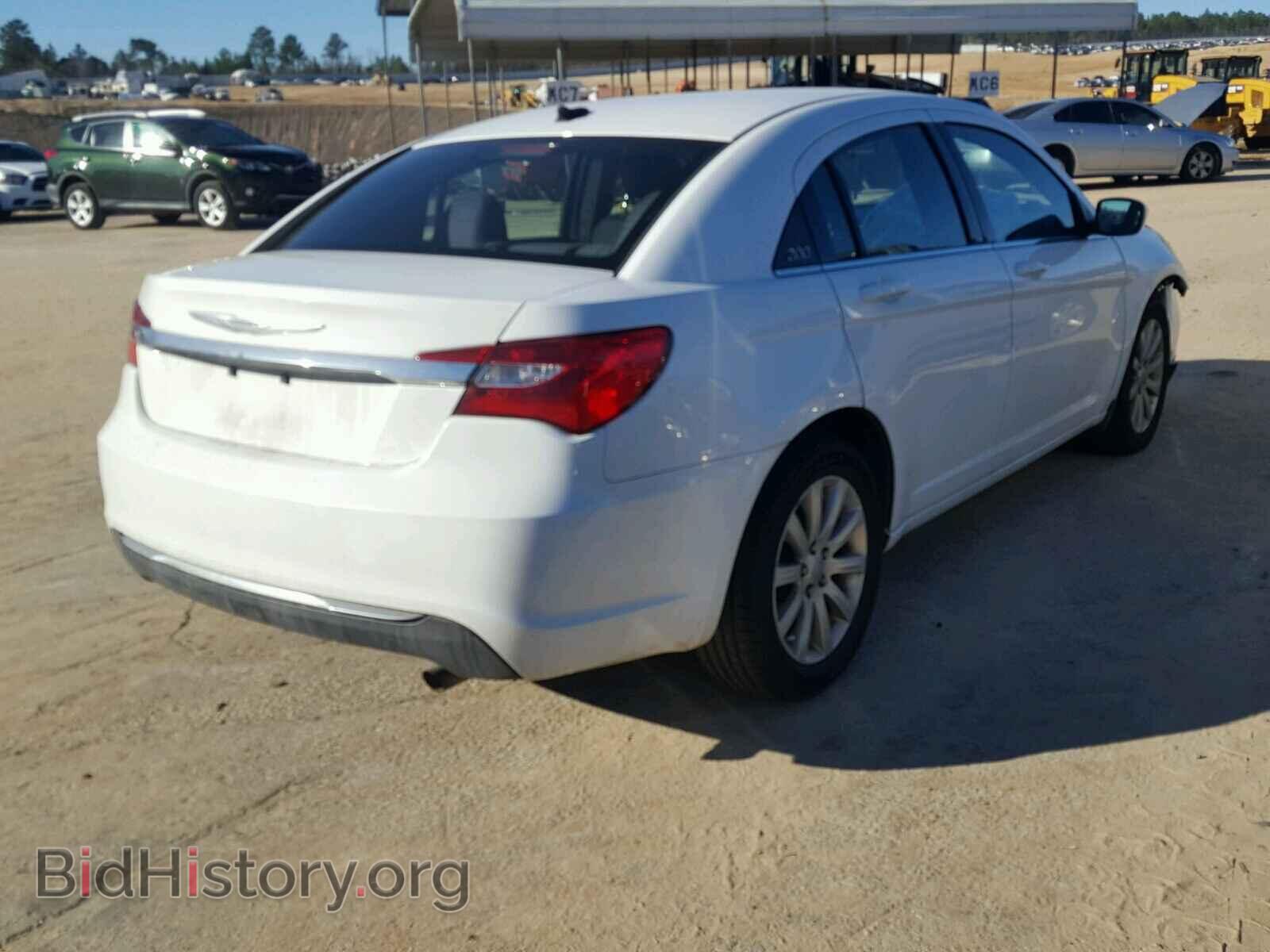 2013 CHRYSLER 200 - VIN: 1C3CCBBB6DN672575 - Photo 4