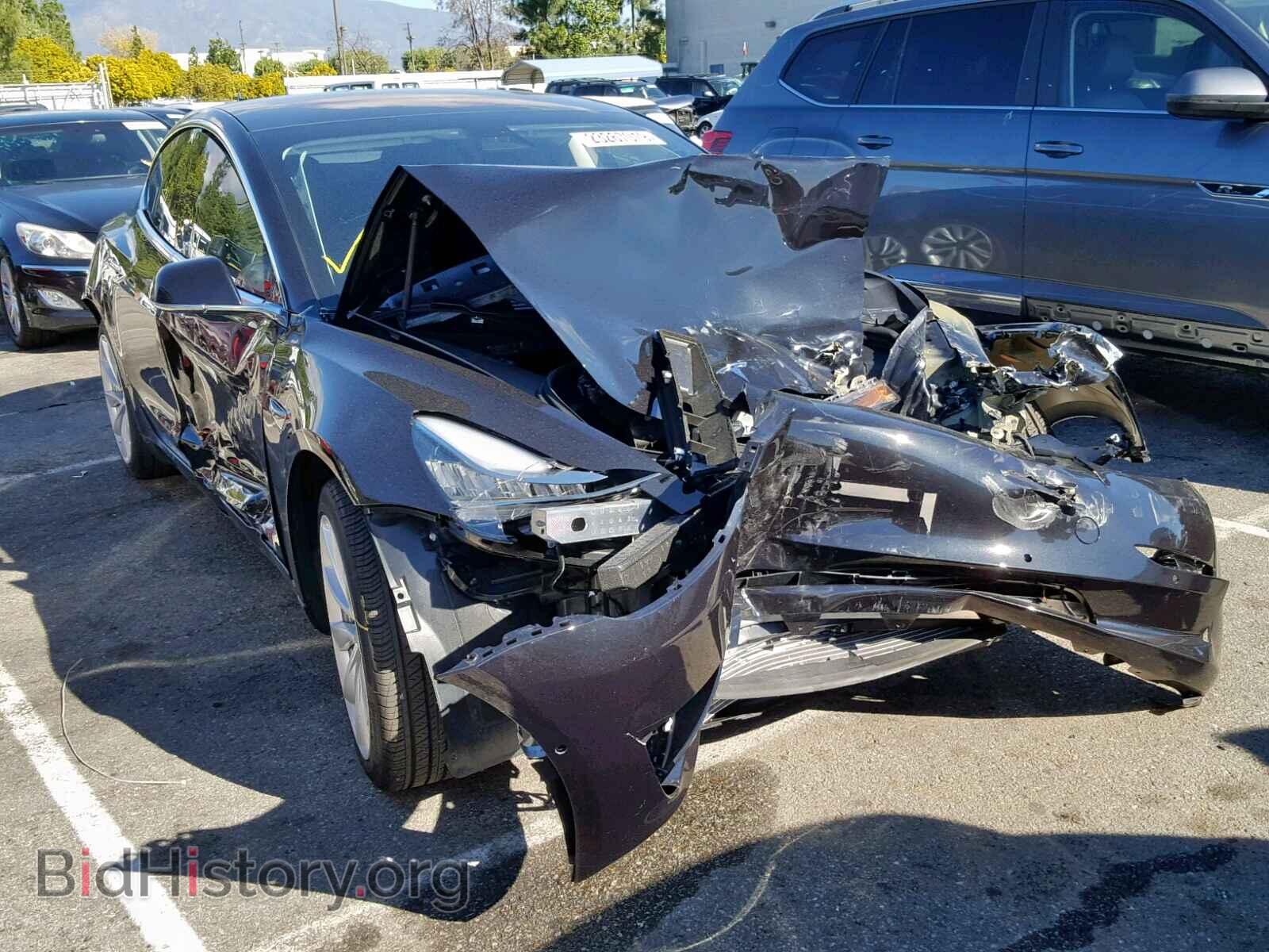 Фотография 5YJ3E1EA0JF053595 - TESLA MODEL 3 2018