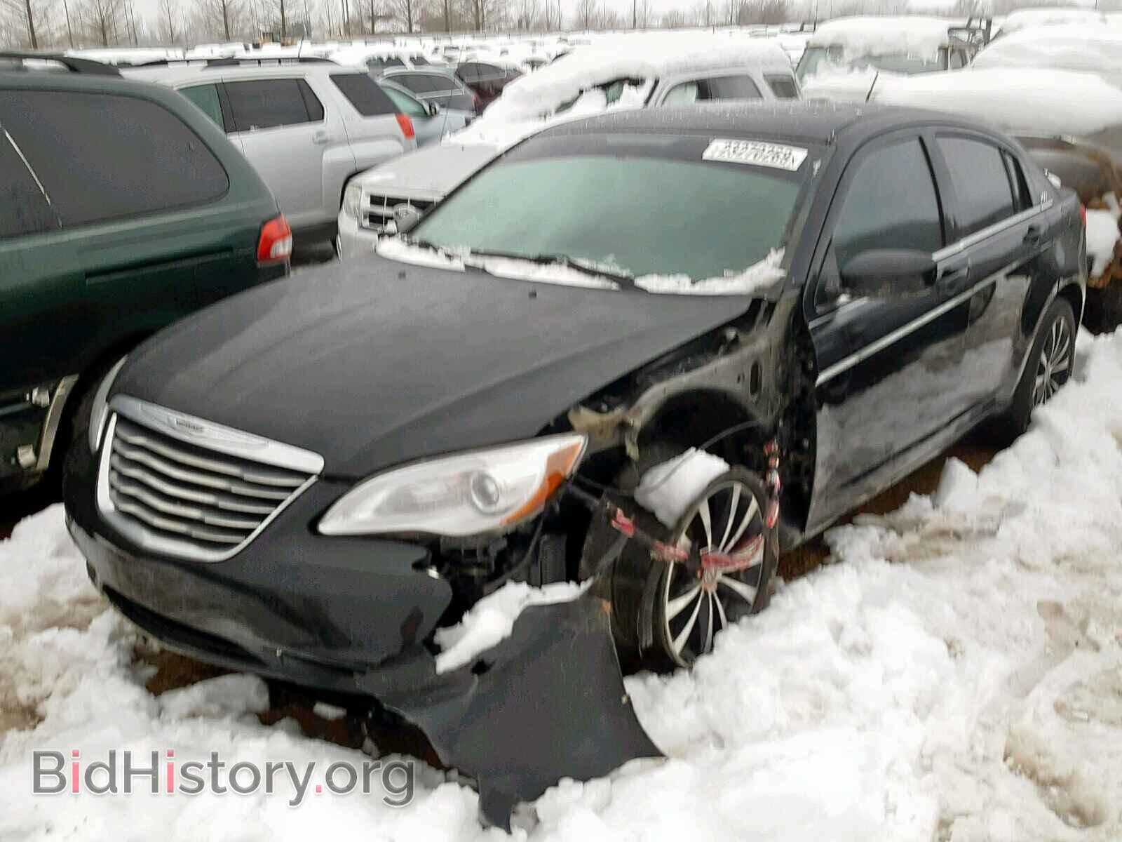 2011 CHRYSLER 200 - VIN: 1C3BC8FG6BN567522 - Фото 2