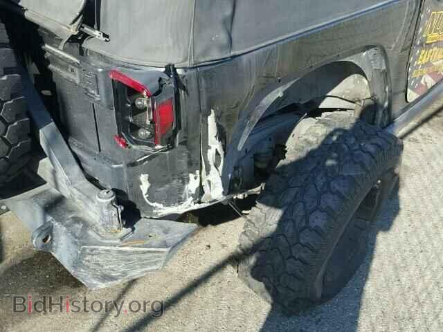 2010 JEEP WRANGLER - VIN: 1J4AA2D1XAL184082 - Фото 9