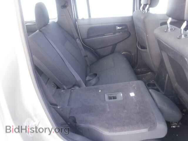 2011 JEEP LIBERTY - VIN: 1J4PN2GK9BW524812 - Фото 6