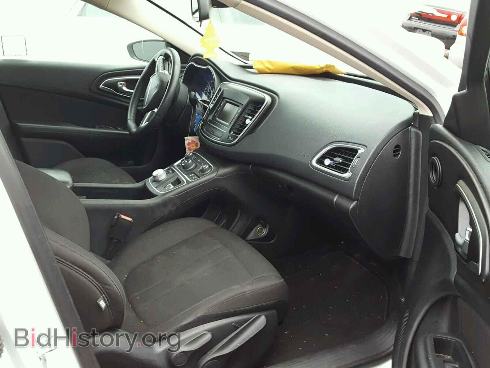 2016 CHRYSLER 200 - VIN: 1C3CCCAB5GN103017 - Фото 5