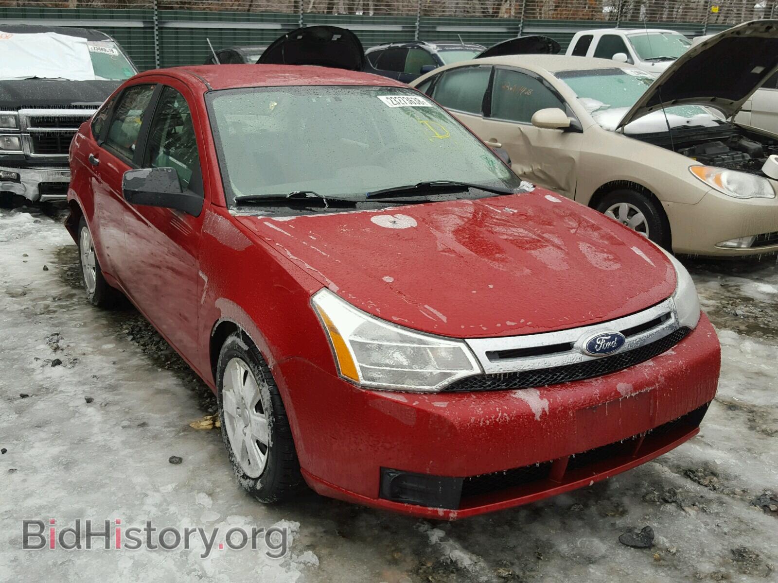 Photo 1FAHP3EN3BW109675 - FORD FOCUS 2011