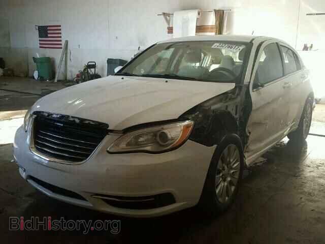 2013 CHRYSLER 200 - VIN: 1C3CCBAB8DN686625 - Фото 2