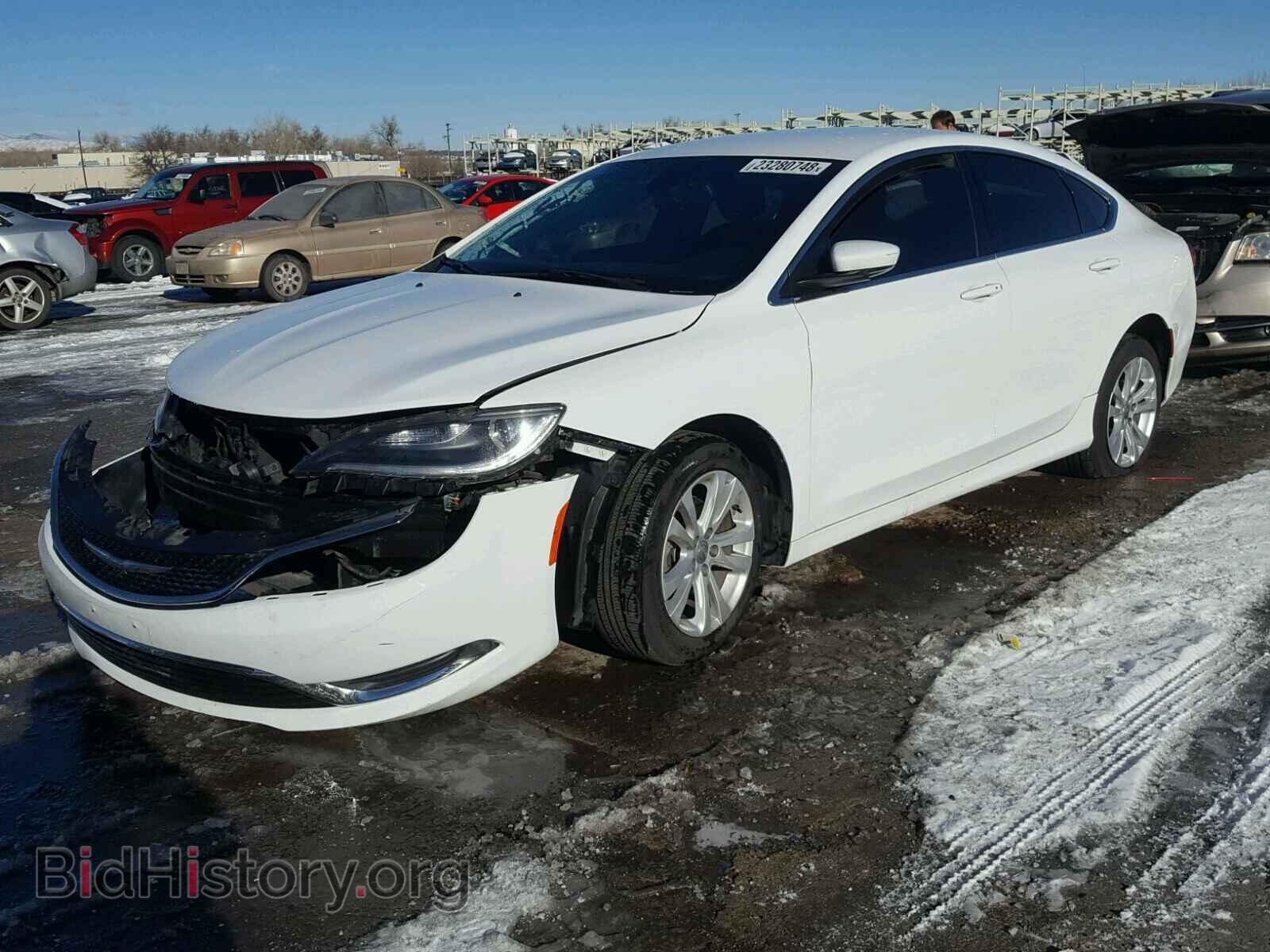 2015 CHRYSLER 200 - VIN: 1C3CCCAB5FN579072 - Фото 2
