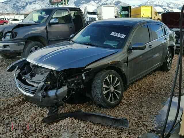 2013 CHRYSLER 200 - VIN: 1C3CCBBB2DN652923 - Фото 2