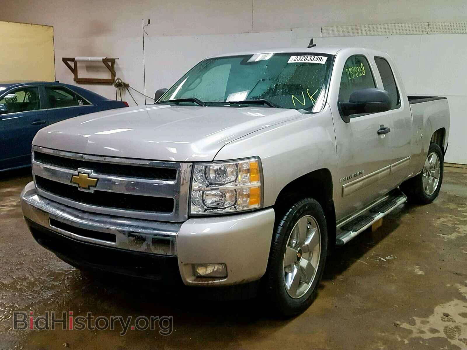 2009 CHEVROLET SILVERADO - VIN: 2GCEC290391114541 - Фото 2