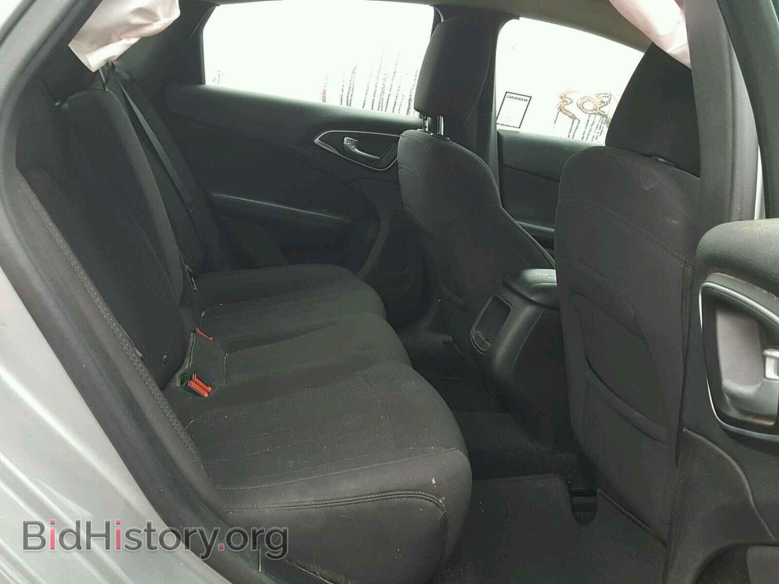 2015 CHRYSLER 200 - VIN: 1C3CCCAB8FN650474 - Photo 6