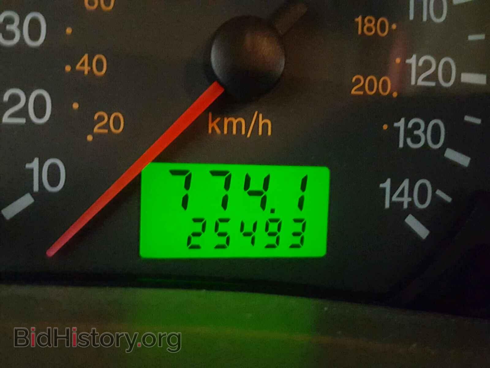 2005 FORD FOCUS - VIN: 1FAFP36N25W272957 - Фото 8