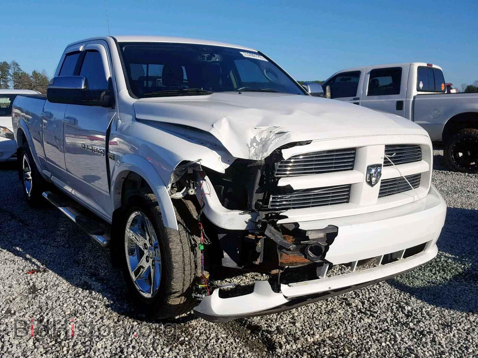 Фотография  - DODGE RAM 1500 2011