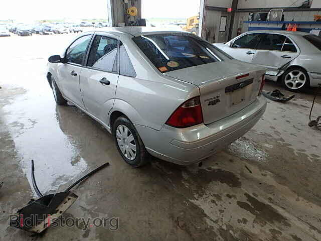 2005 FORD FOCUS - VIN: 1FAFP34N05W145188 - Фото 3