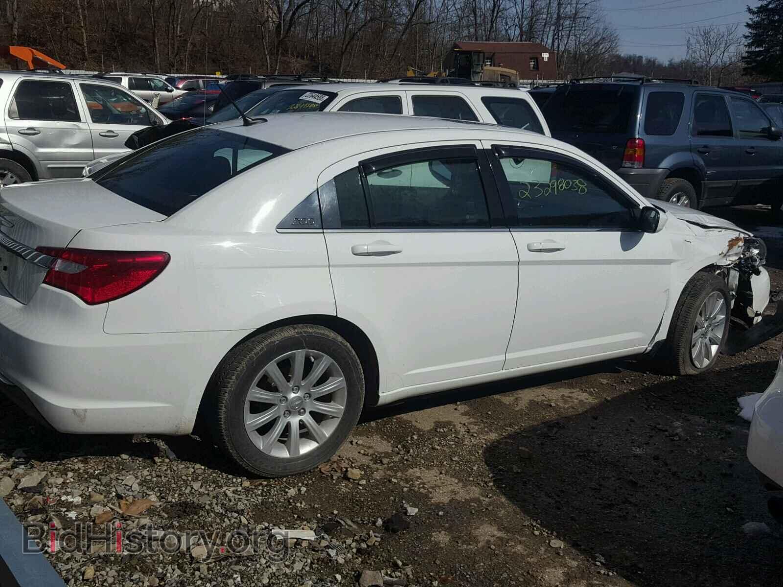 2013 CHRYSLER 200 - VIN: 1C3CCBBB2DN599933 - Фото 4