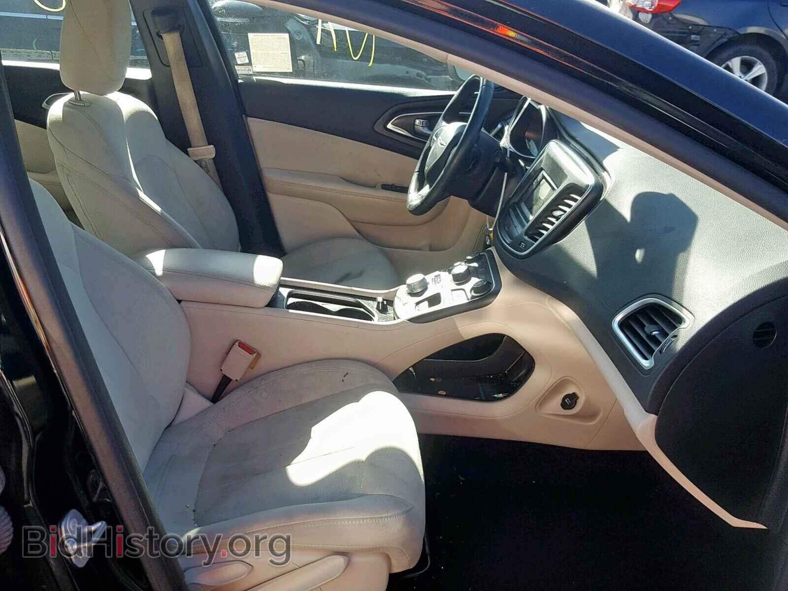 2016 CHRYSLER 200 - VIN: 1C3CCCAB7GN159475 - Фото 6