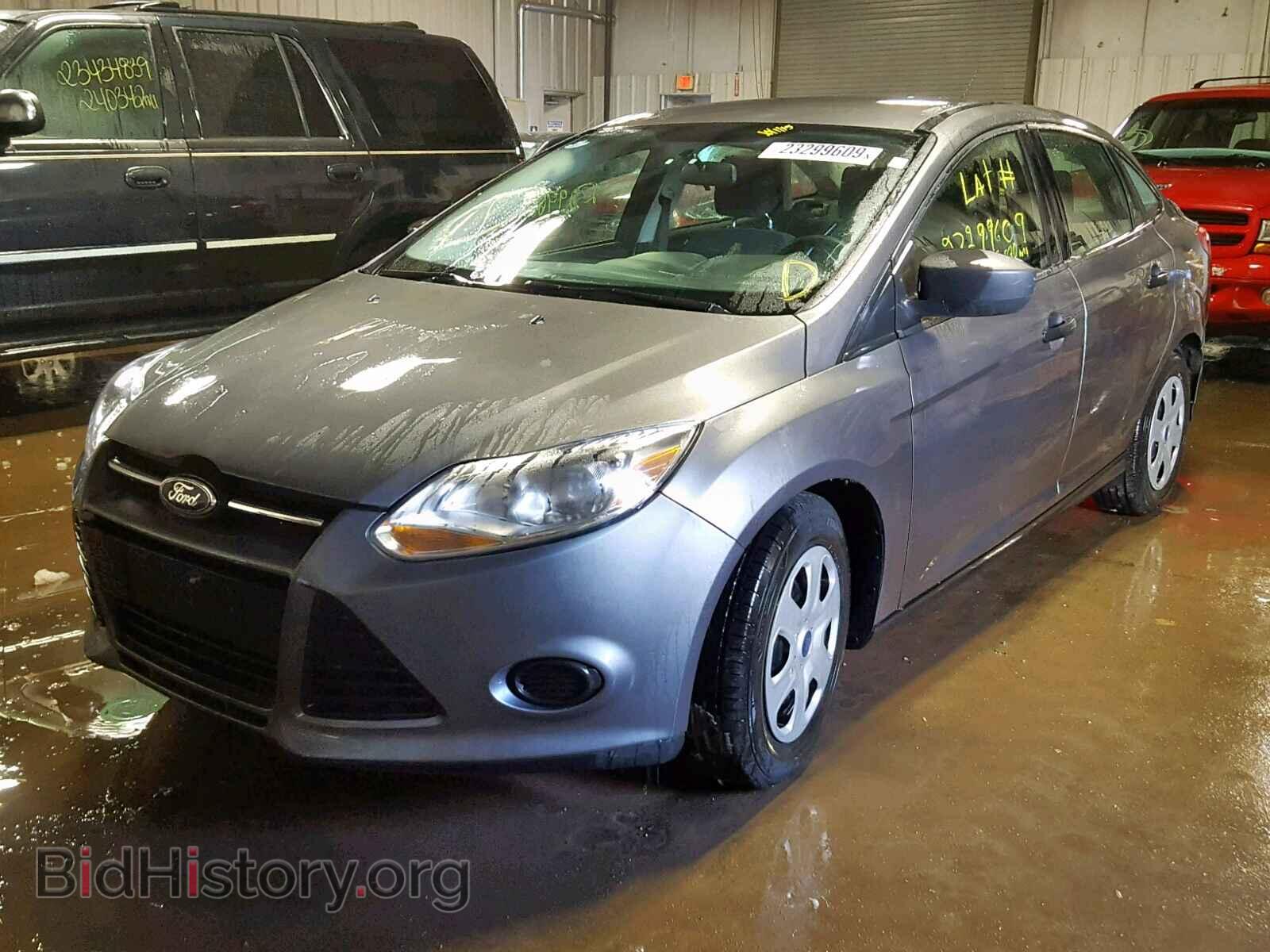2013 FORD FOCUS - VIN: 1FADP3E27DL142848 - Фото 2