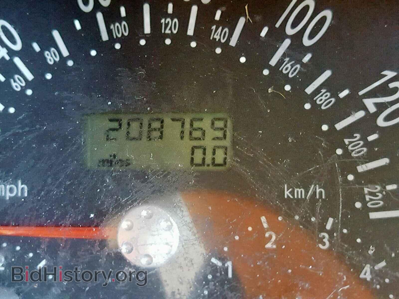 2000 VOLKSWAGEN BEETLE - VIN: 3VWCF21C6YM479966 - Фото 8
