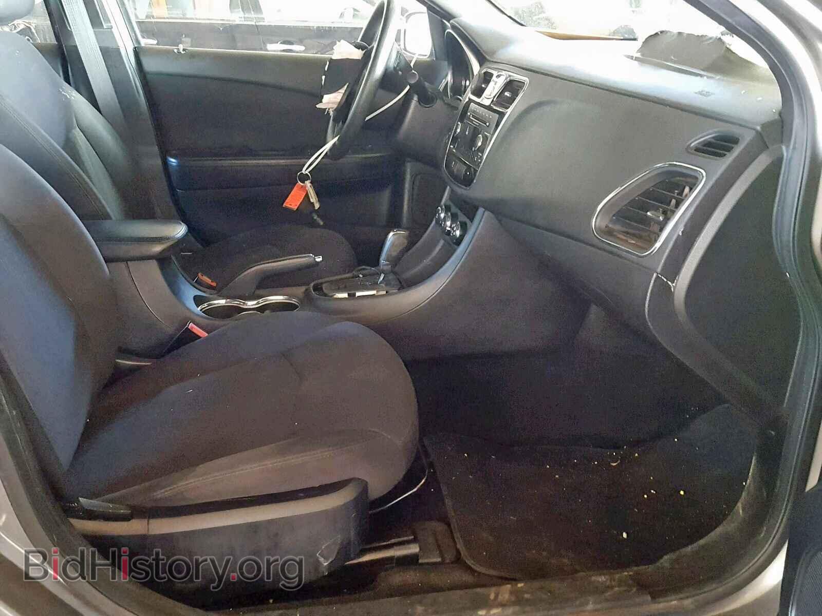 2012 CHRYSLER 200 - VIN: 1C3CCBAB0CN316963 - Фото 5