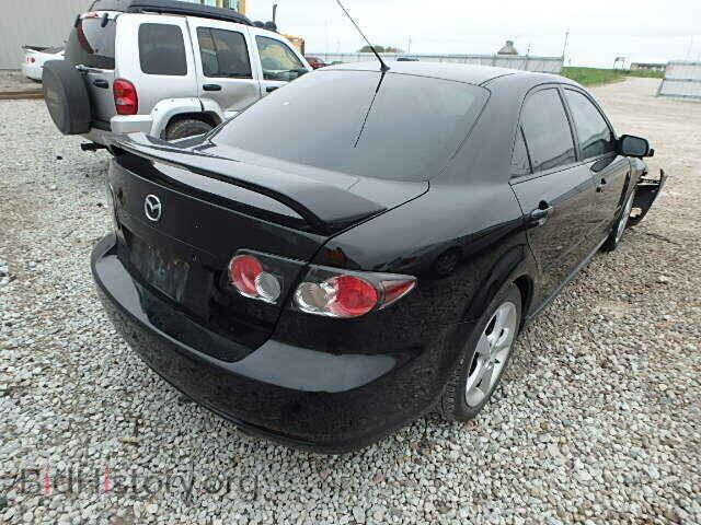 2008 MAZDA 6 - VIN: 1YVHP80D585M15307 - Photo 4