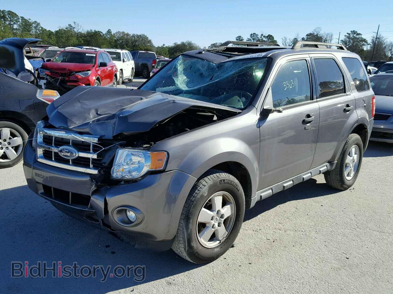 2011 FORD ESCAPE - VIN: 1FMCU0DG2BKA85869 - Фото 2