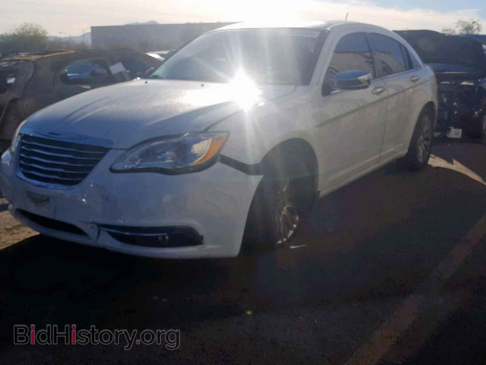 2012 CHRYSLER 200 - VIN: 1C3CCBCG2CN293128 - Фото 2