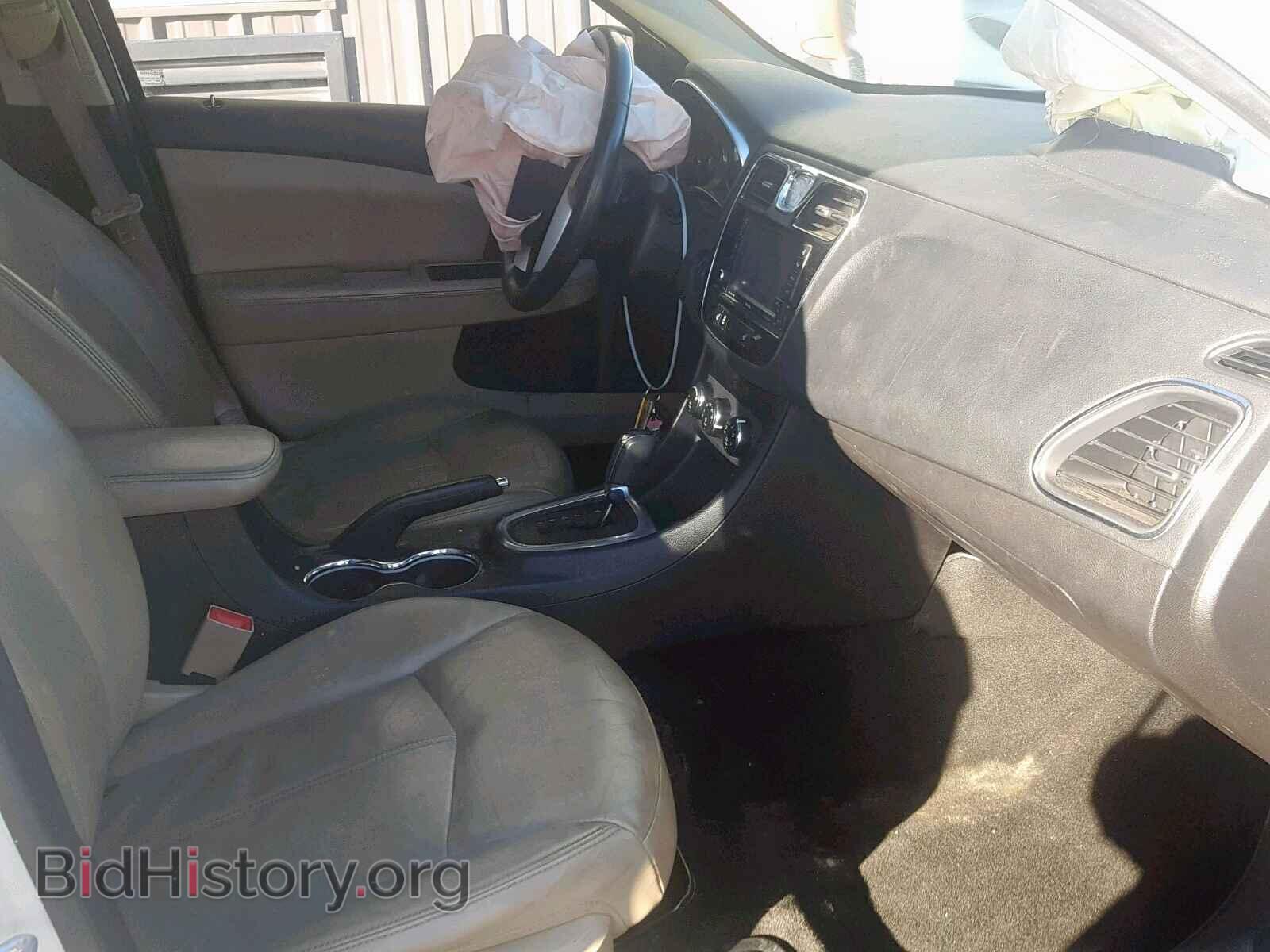 2012 CHRYSLER 200 - VIN: 1C3CCBCG2CN293128 - Фото 5