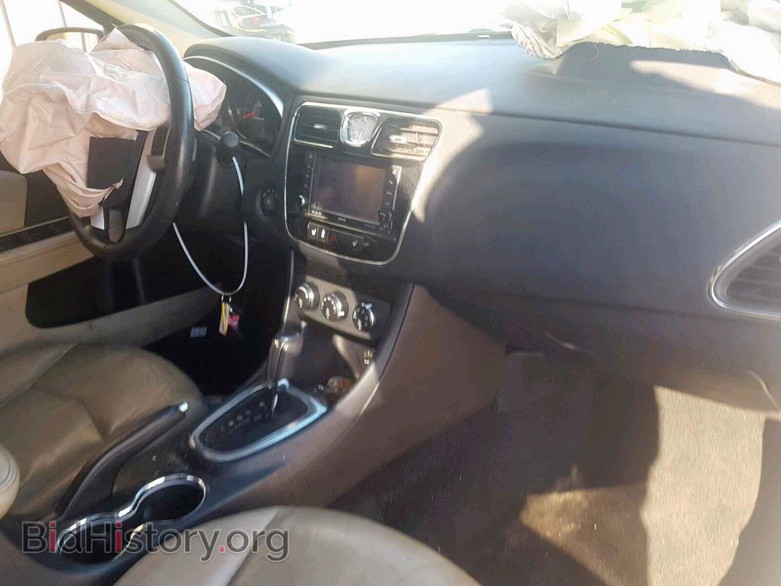 2012 CHRYSLER 200 - VIN: 1C3CCBCG2CN293128 - Фото 9