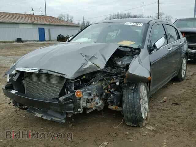2013 CHRYSLER 200 - VIN: 1C3CCBCGXDN550764 - Фото 2
