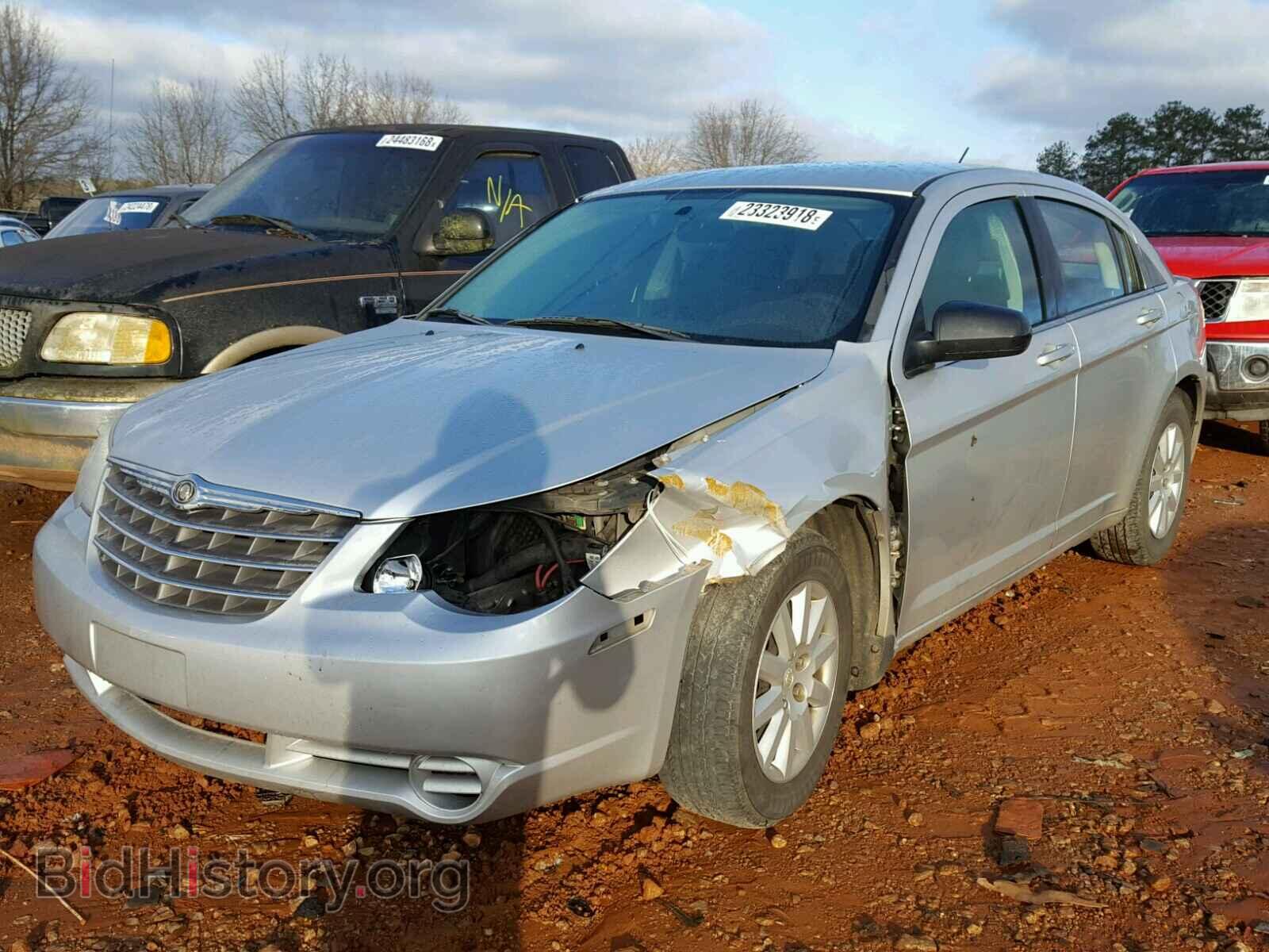 2010 CHRYSLER SEBRING - VIN: 1C3CC4FD6AN177683 - Фото 2