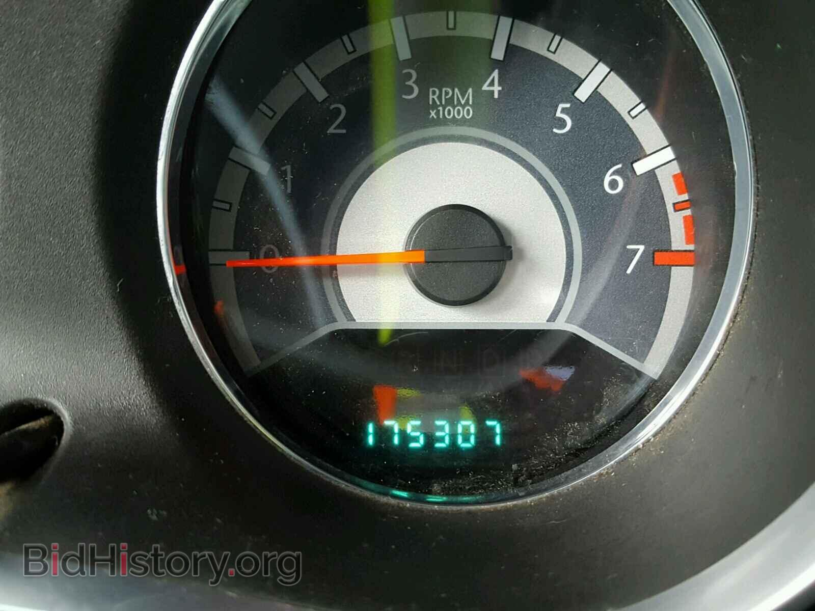 2011 CHRYSLER 200 - VIN: 1C3BC2EG1BN545720 - Фото 8