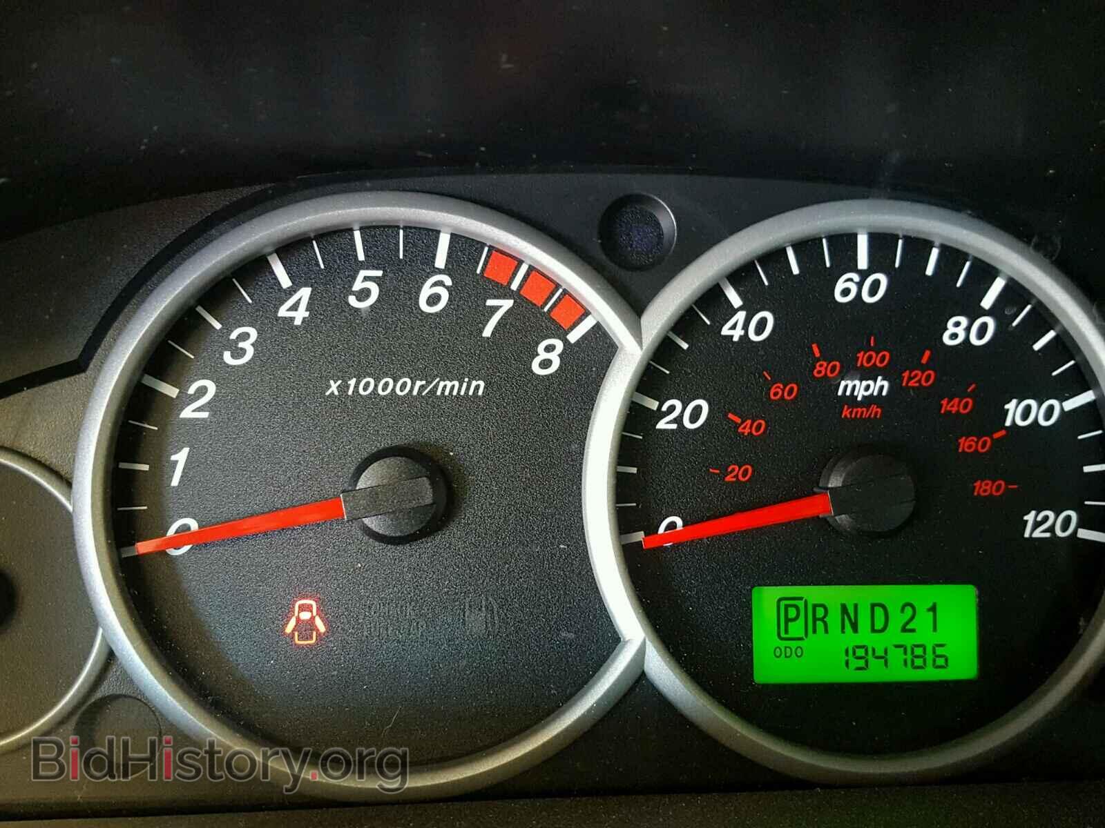 2005 MAZDA TRIBUTE - VIN: 4F2YZ06135KM31405 - Фото 8