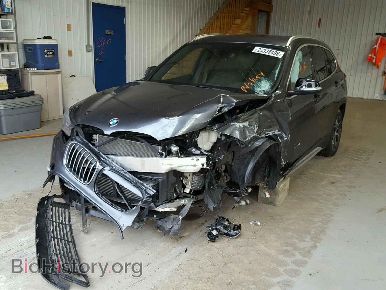 2016 BMW X1 - VIN: WBXHT3C30GP888187 - Фото 2