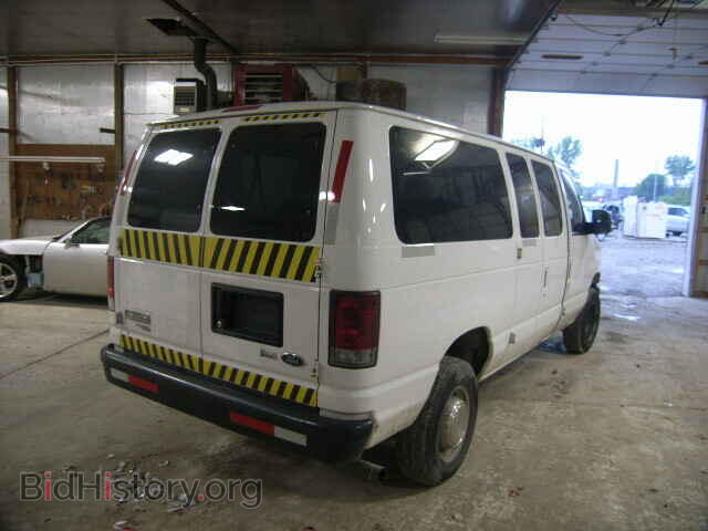 2011 FORD ECONOLINE - VIN: 1FBNE3BL4BDA17996 - Photo 4