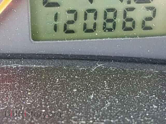 2005 FORD FOCUS - VIN: 3FAFP31N75R154025 - Фото 8
