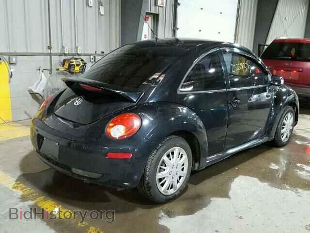 2010 VOLKSWAGEN BEETLE - VIN: 3VWPG3AG3AM001940 - Фото 4