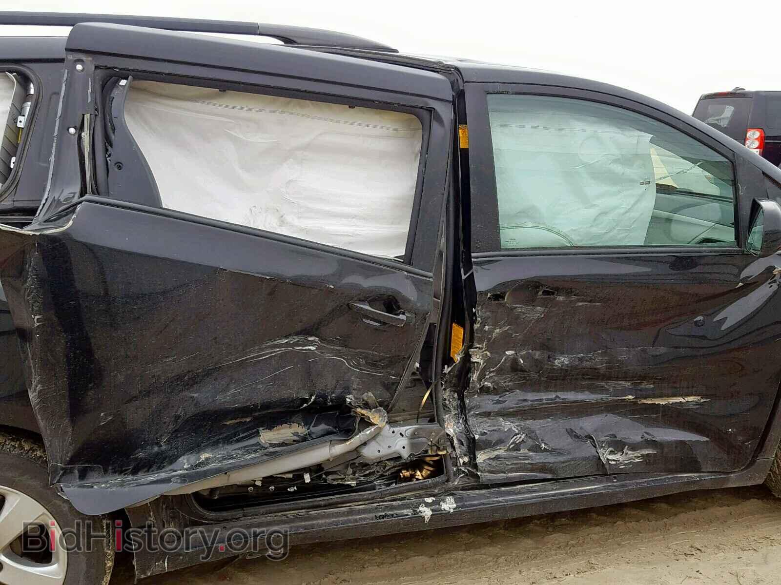 2013 TOYOTA SIENNA LE - VIN: 5TDKK3DC8DS338645 - Фото 9