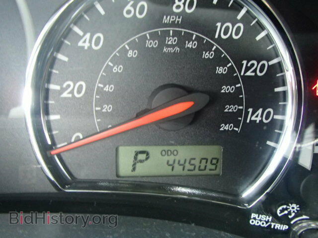 2011 TOYOTA COROLLA - VIN: 2T1BU4EEXBC621280 - Фото 8