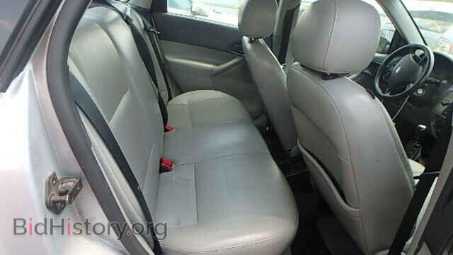 2007 FORD FOCUS - VIN: 1FAHP34N77W286979 - Photo 6